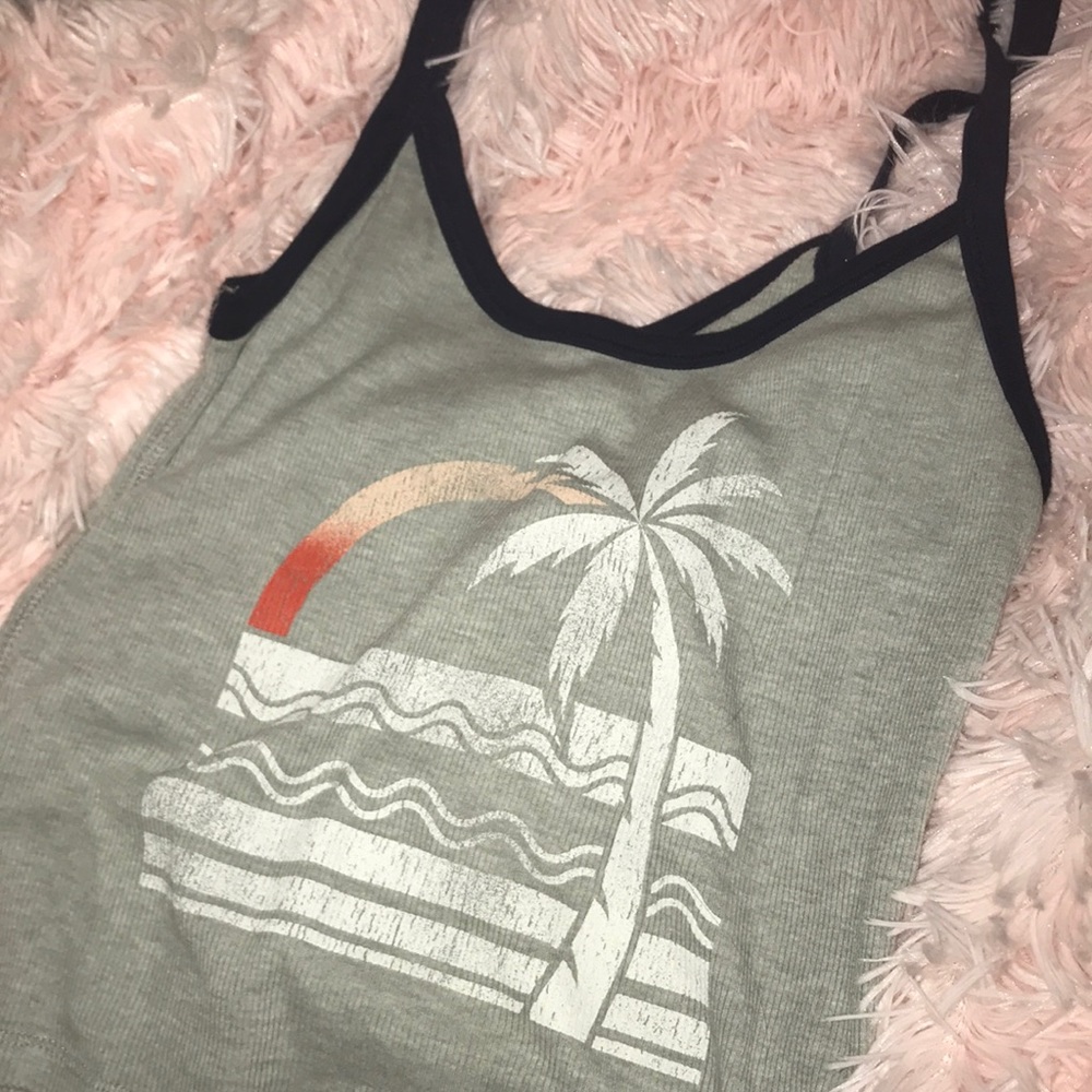 crop top
